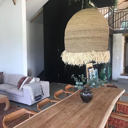 Noret - Mansion With 5 Bedrooms Humble